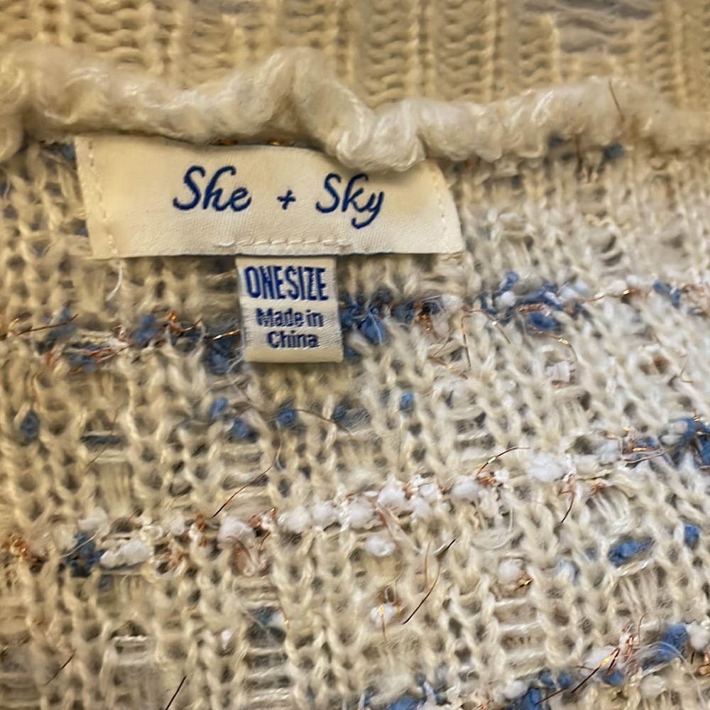 She + Sky tweed looking sweater like new one size fits all - Picture 6 of 7